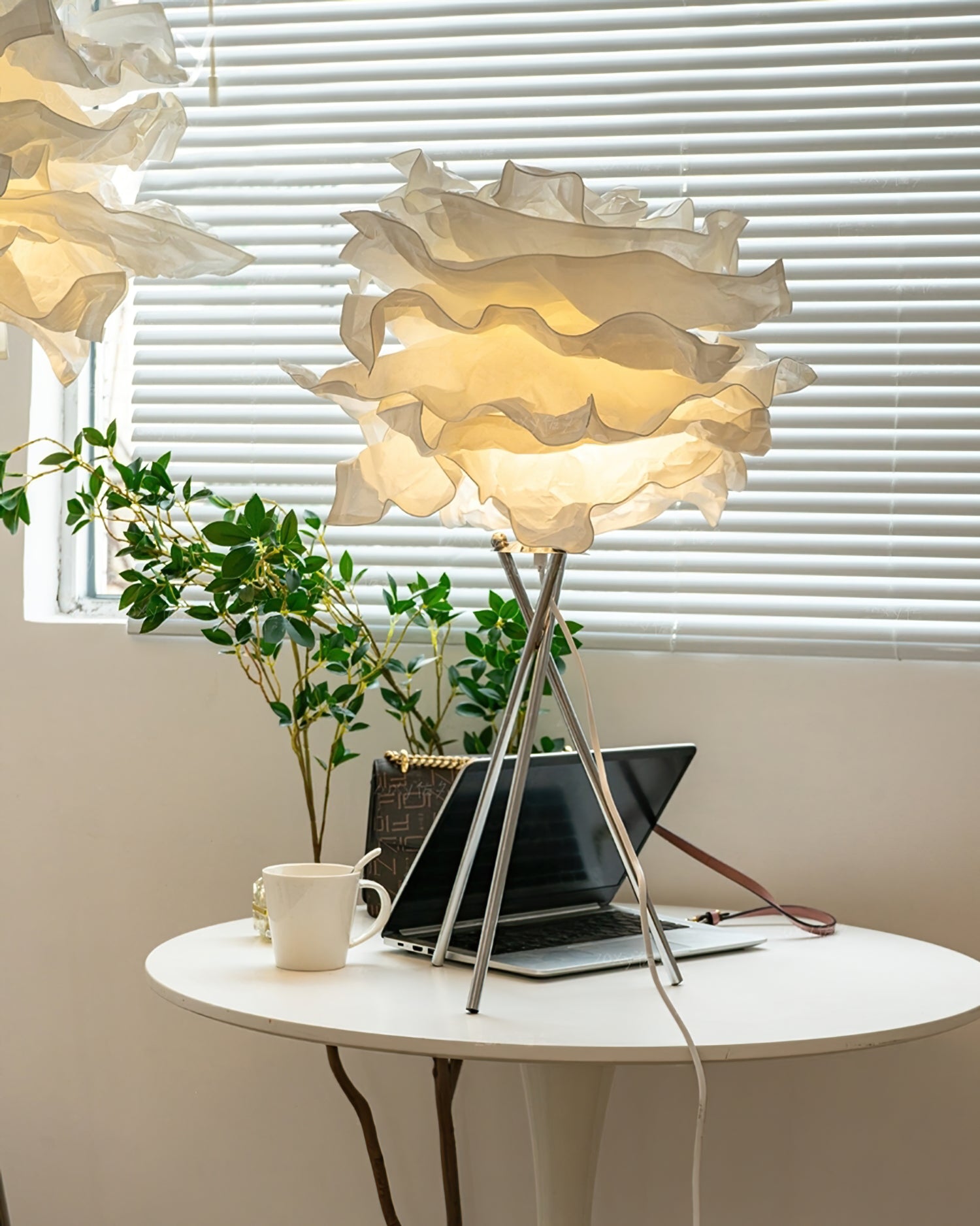 Lampe de Table Design Nuage - Éclairage Doux et Apaisant