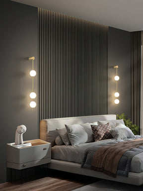 Applique Murale Moderne avec Accents Dorés - Éclairage Durable et Économe en Énergie