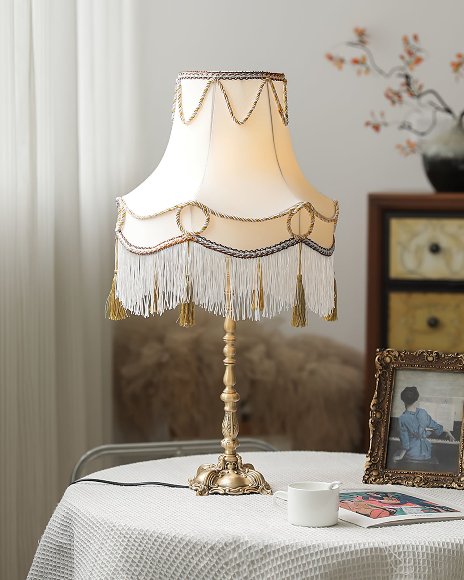 Lampe de Table Victorienne en Laiton - Élégance Classique avec Lumière Chaude