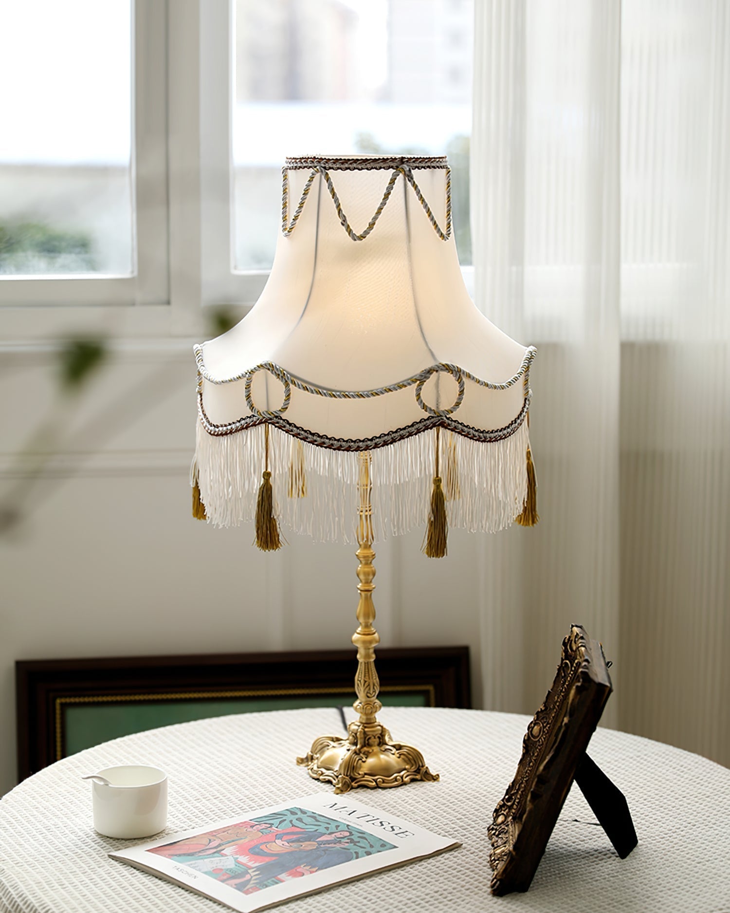 Lampe de Table Victorienne en Laiton - Élégance Classique avec Lumière Chaude