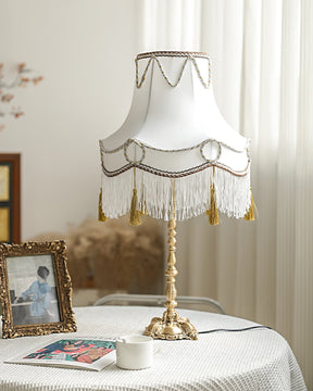 Lampe de Table Victorienne en Laiton - Élégance Classique avec Lumière Chaude