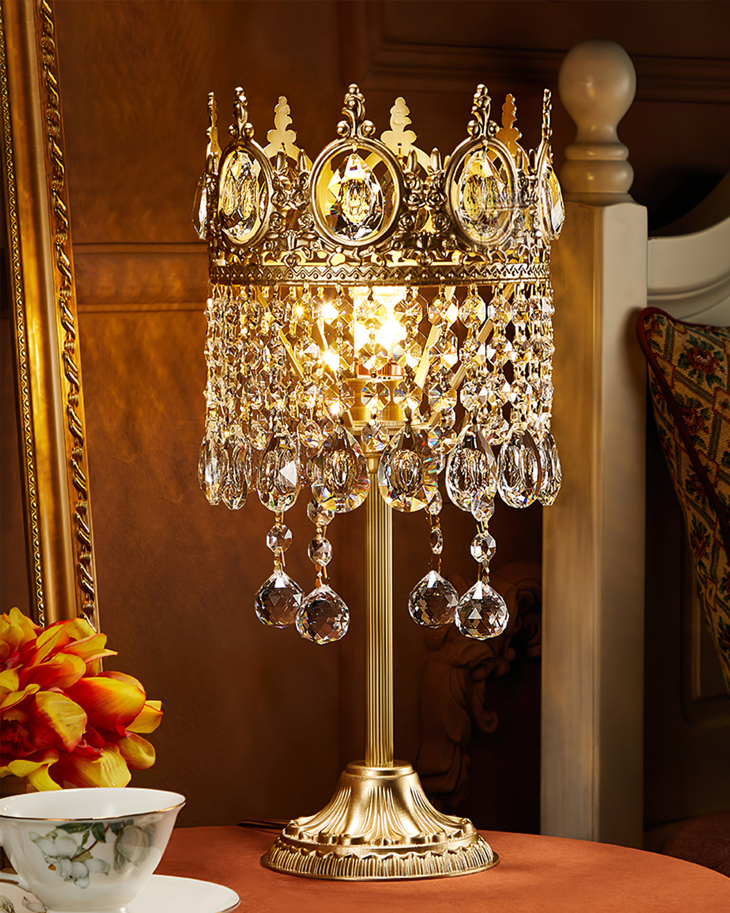 Lampe de Table en Cristal Doré - Élégante et Luxueuse pour Intérieur