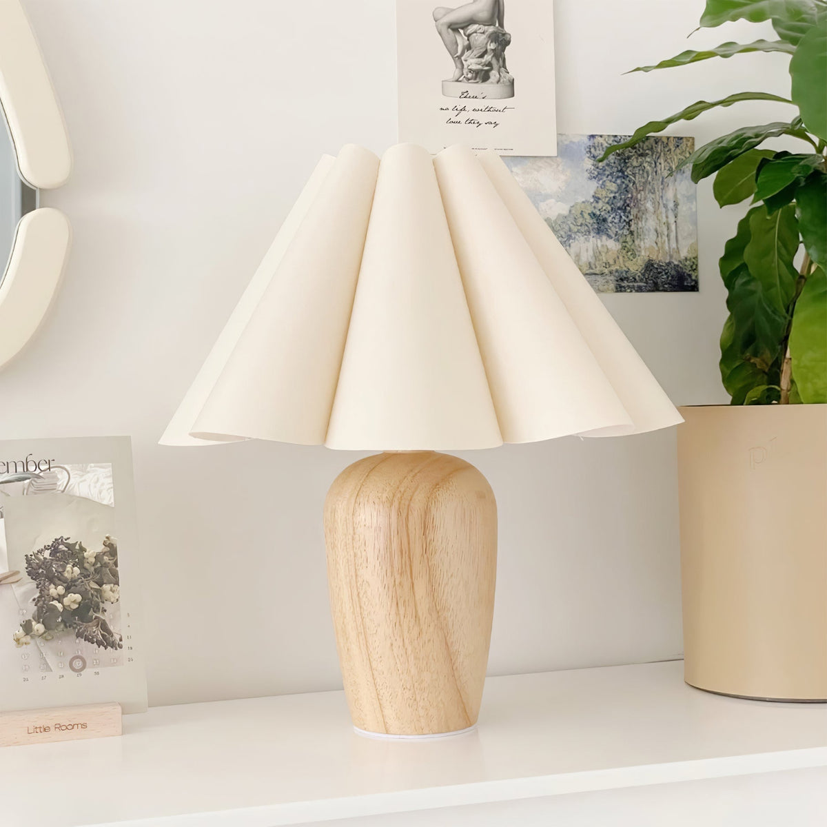Lampe de Table Vintage en Velours - Abat-jour Plissé et Base en Bois