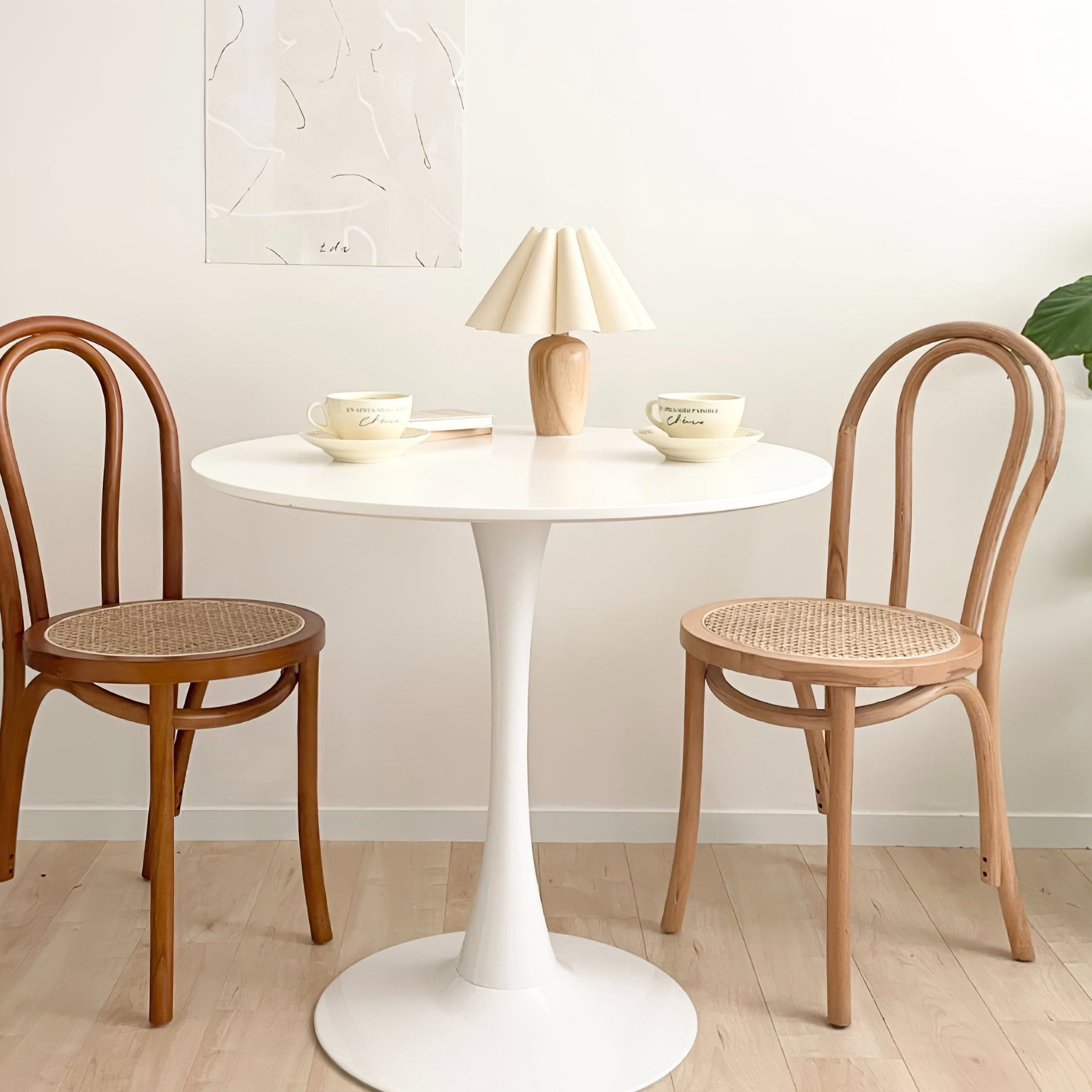 Lampe de Table Vintage en Velours - Abat-jour Plissé et Base en Bois