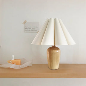 Lampe de Table Vintage en Velours - Abat-jour Plissé et Base en Bois
