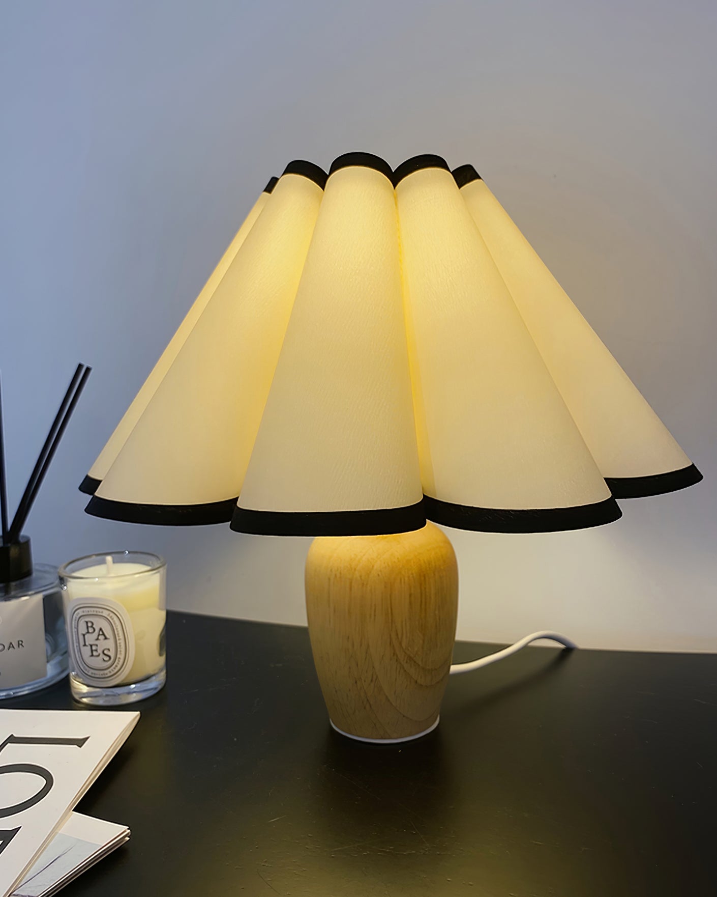 Lampe Tissée Vintage - Élégance et Lumière Chaleureuse