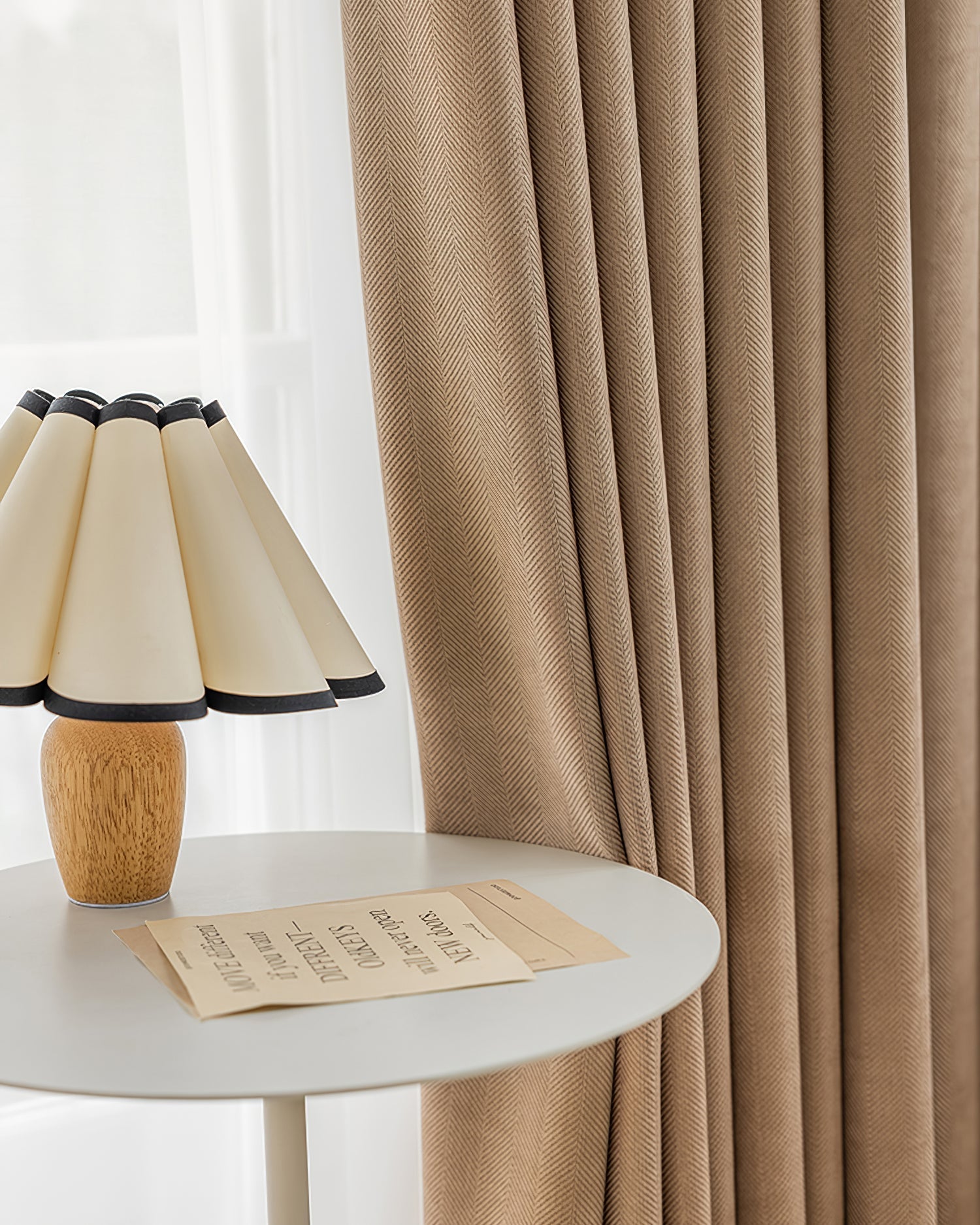Lampe Tissée Vintage - Élégance et Lumière Chaleureuse