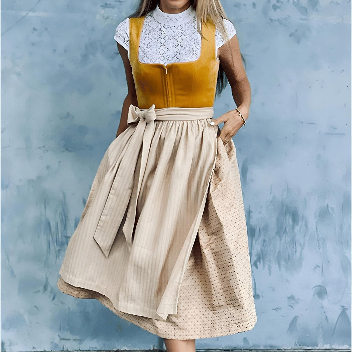 Robe Dirndl Vintage Orange - Tablier Beige pour Look Traditionnel