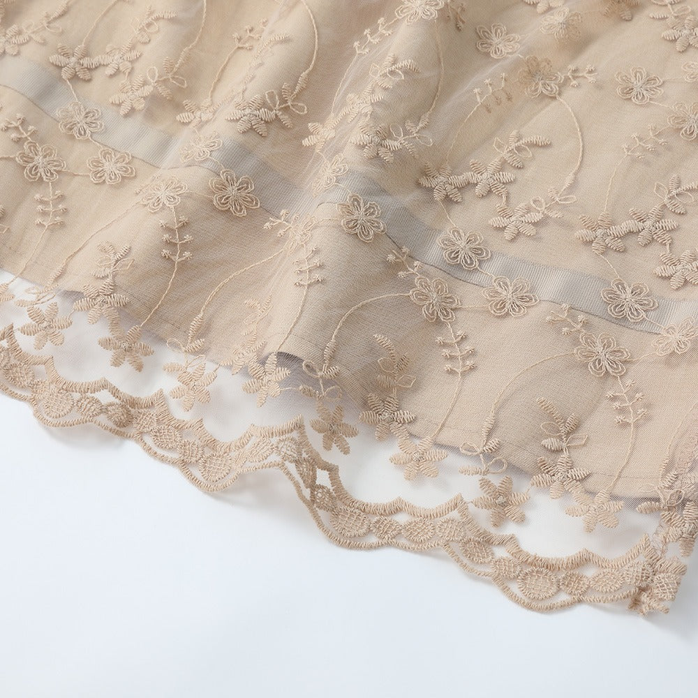 Dirndl Vintage Abricot avec Tablier - Élégance Douce pour Oktoberfest