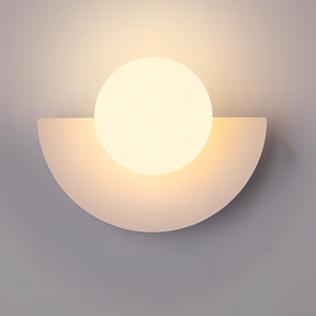 Applique Murale Minimaliste Scandinave - Design Semi-Circulaire et Élégant
