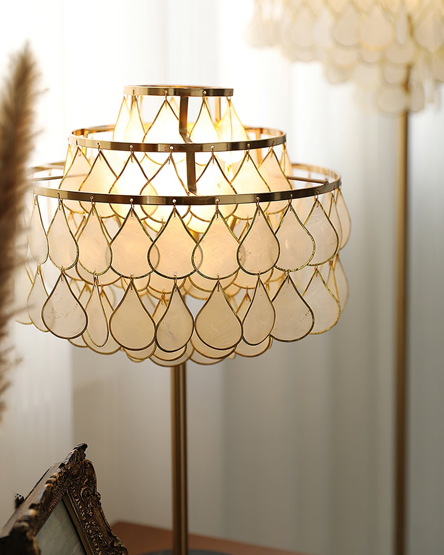 Lampe de Bureau en Coquillage - Éclairage Élégant et Ambiance Chaleureuse