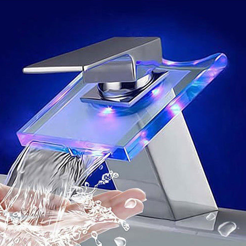 Robinet Mélangeur LED pour Lavabo - Design Moderne avec Éclairage Intégré