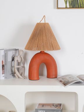 Lampe de Table Élégante - Fabrication Artisanale et Énergie Efficace