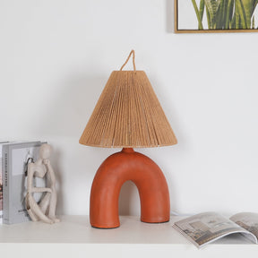 Lampe de Table Élégante - Fabrication Artisanale et Énergie Efficace