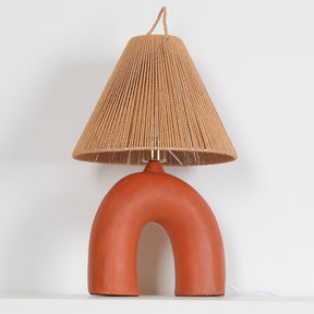 Lampe de Table Élégante - Fabrication Artisanale et Énergie Efficace