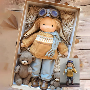 Poupée Waldorf Artisanale pour Enfants - Éveille l'Imagination et la Créativité