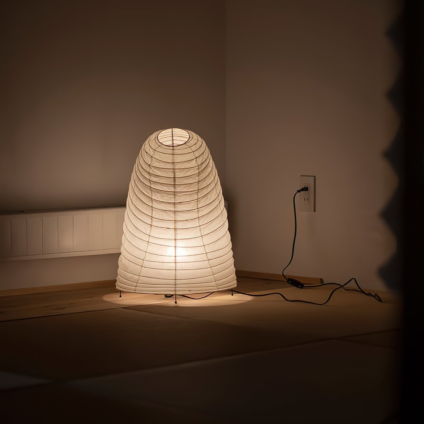 Lampe de Table en Papier de Mûrier - Design Organique et Élégant