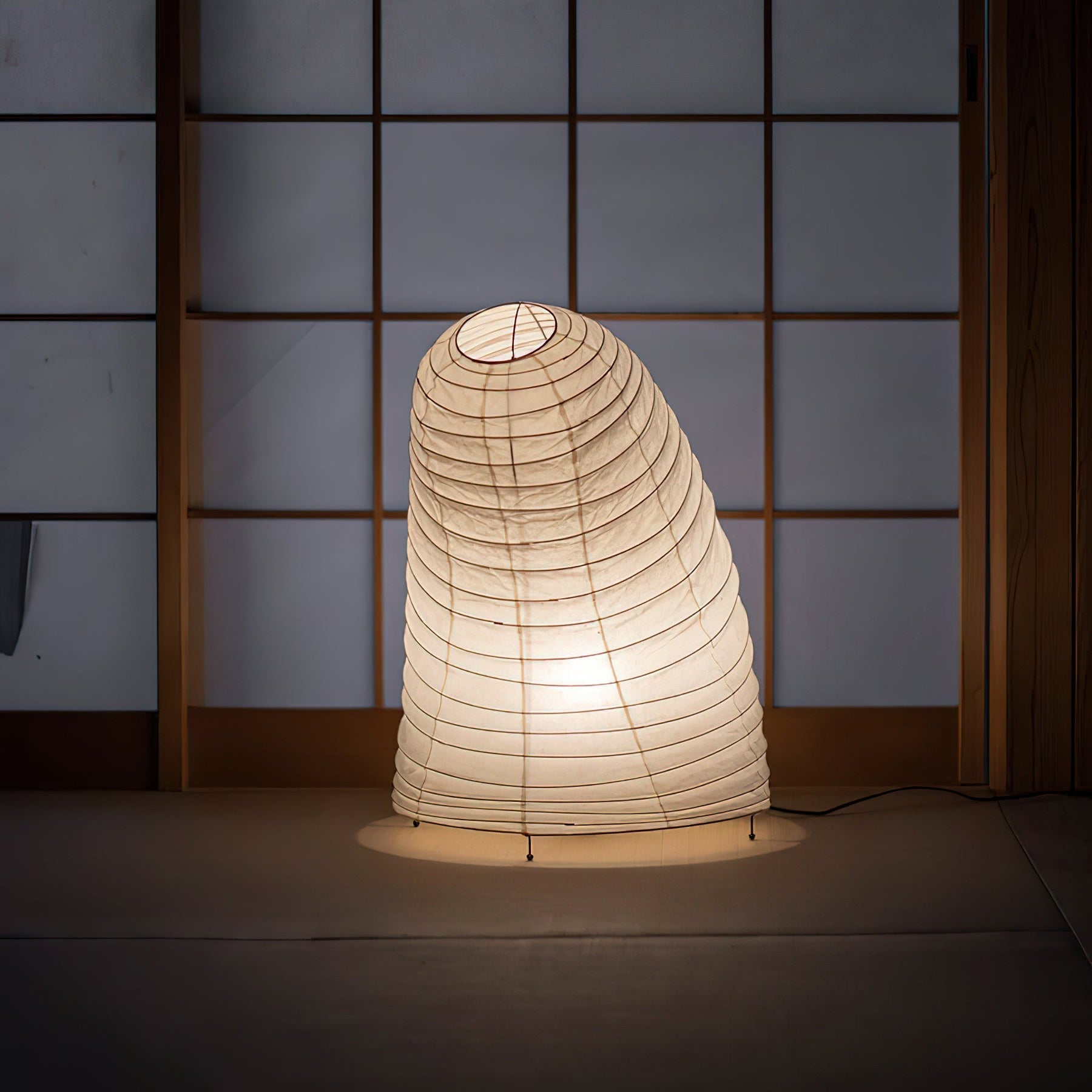 Lampe de Table en Papier de Mûrier - Design Organique et Élégant