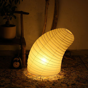 Lampe de Table en Papier de Mûrier - Design Organique et Élégant
