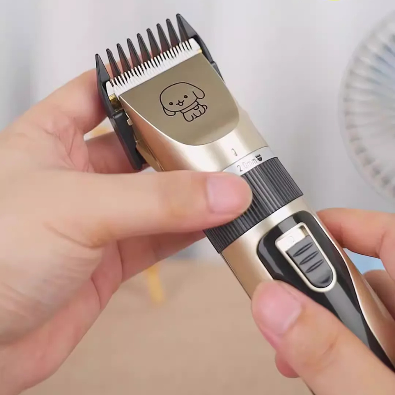 Tondeuse Silencieuse pour Animaux - Batterie Longue Durée et Lames Précises