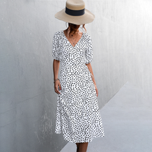 Robe Midi Croisée Été - Chic Col V et Détail Fendu