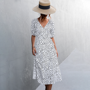 Robe Midi Croisée Été - Chic Col V et Détail Fendu