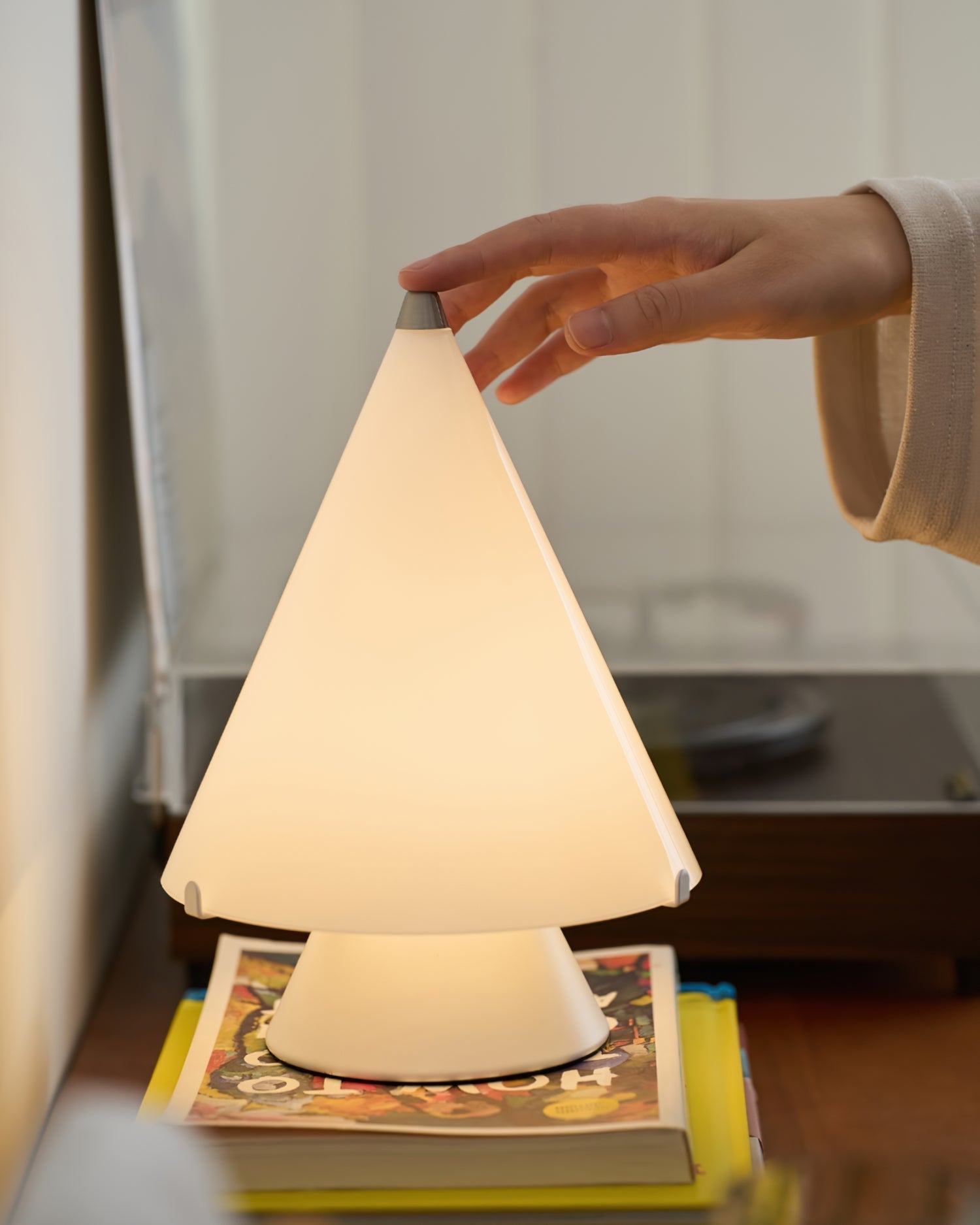 Lampe de Table Moderne en Métal - Éclairage Uniforme et Design Élégant
