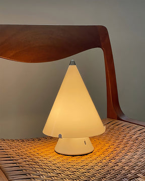Lampe de Table Moderne en Métal - Éclairage Uniforme et Design Élégant