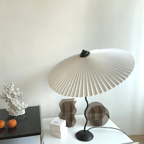 Lampe de Table Élégante - Abat-Jour Plissé et Fini à la Main