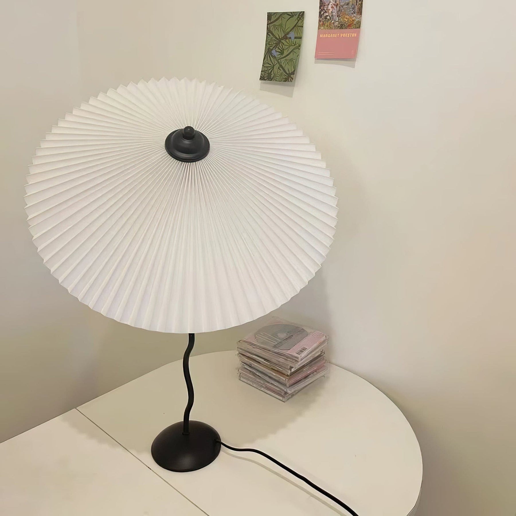 Lampe de Table Élégante - Abat-Jour Plissé et Fini à la Main