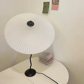 Lampe de Table Élégante - Abat-Jour Plissé et Fini à la Main
