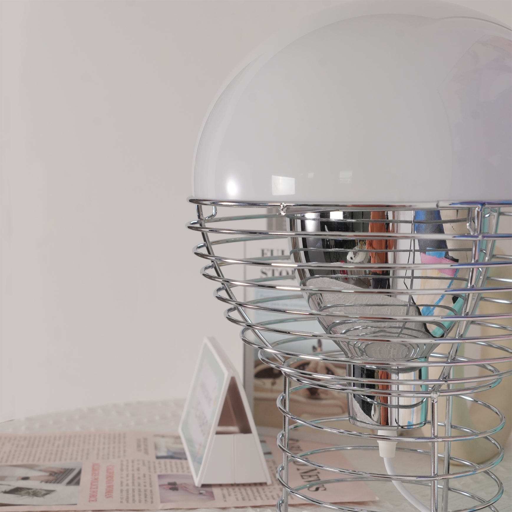 Lampe de Bureau Minimaliste en Métal - Design Audacieux et Polyvalent