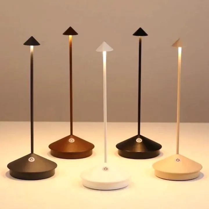 Lampe LED Sans Fil Portable - Éclairage Dimmable et Esthétique Moderne