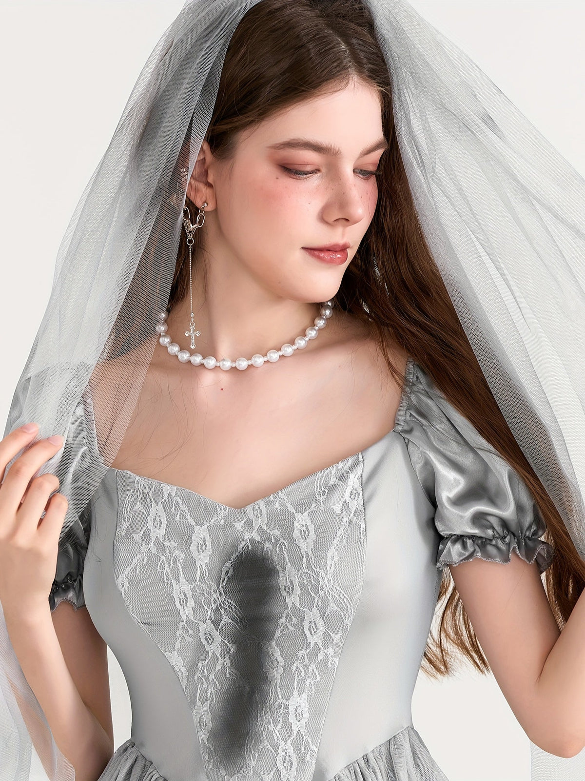 Robe de Mariée Cadavérique Gothique - Mini Robe à Manches Bouffantes et Tulle
