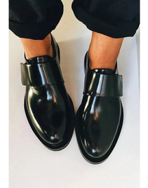 Mocassins noirs à bride en cuir femme chics à enfiler style quotidien