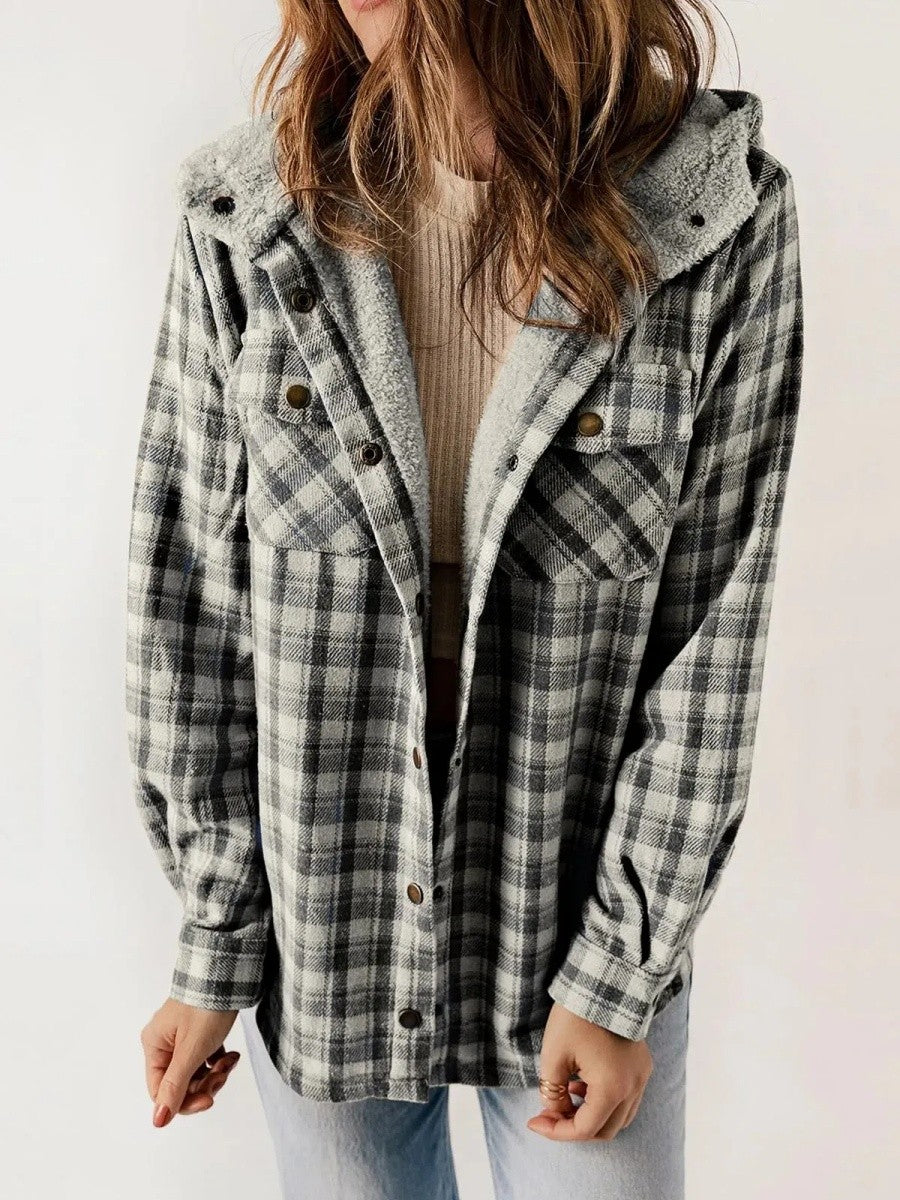 Veste à Carreaux Doublée en Polaire - Confortable et Élégante avec Capuche