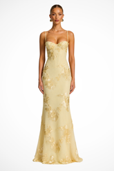 Robe longue brodée fleurie corsage corset bretelles fines femme
