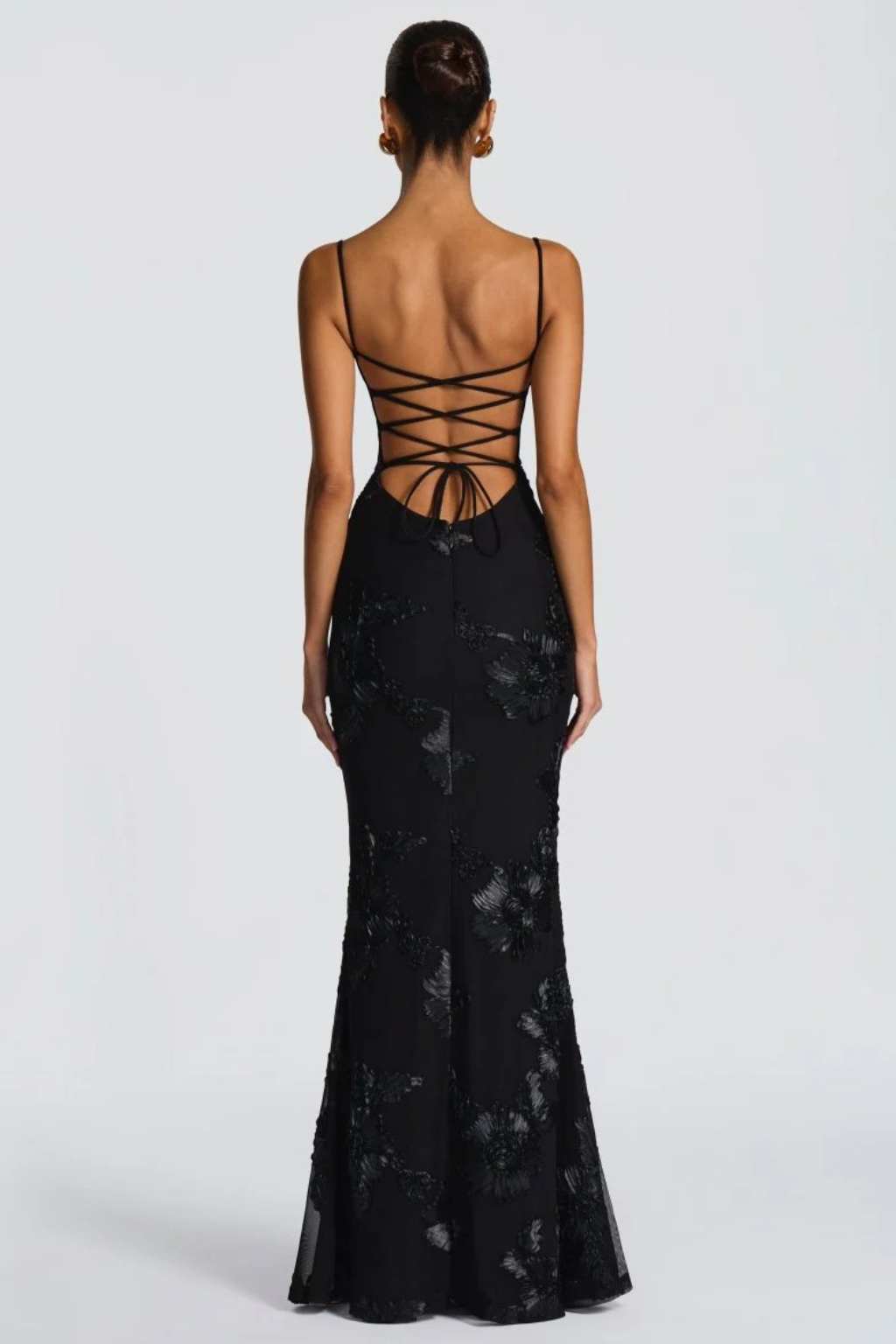 Robe longue brodée fleurie corsage corset bretelles fines femme