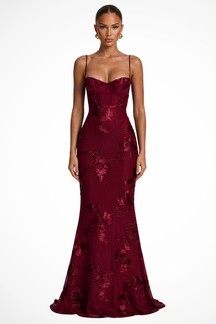 Robe longue brodée fleurie corsage corset bretelles fines femme