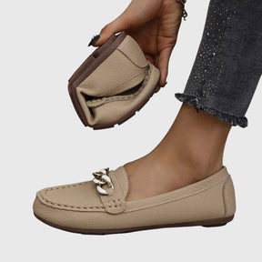 Mocassins cuir premium femme slip-on détail chaîne dorée élégants