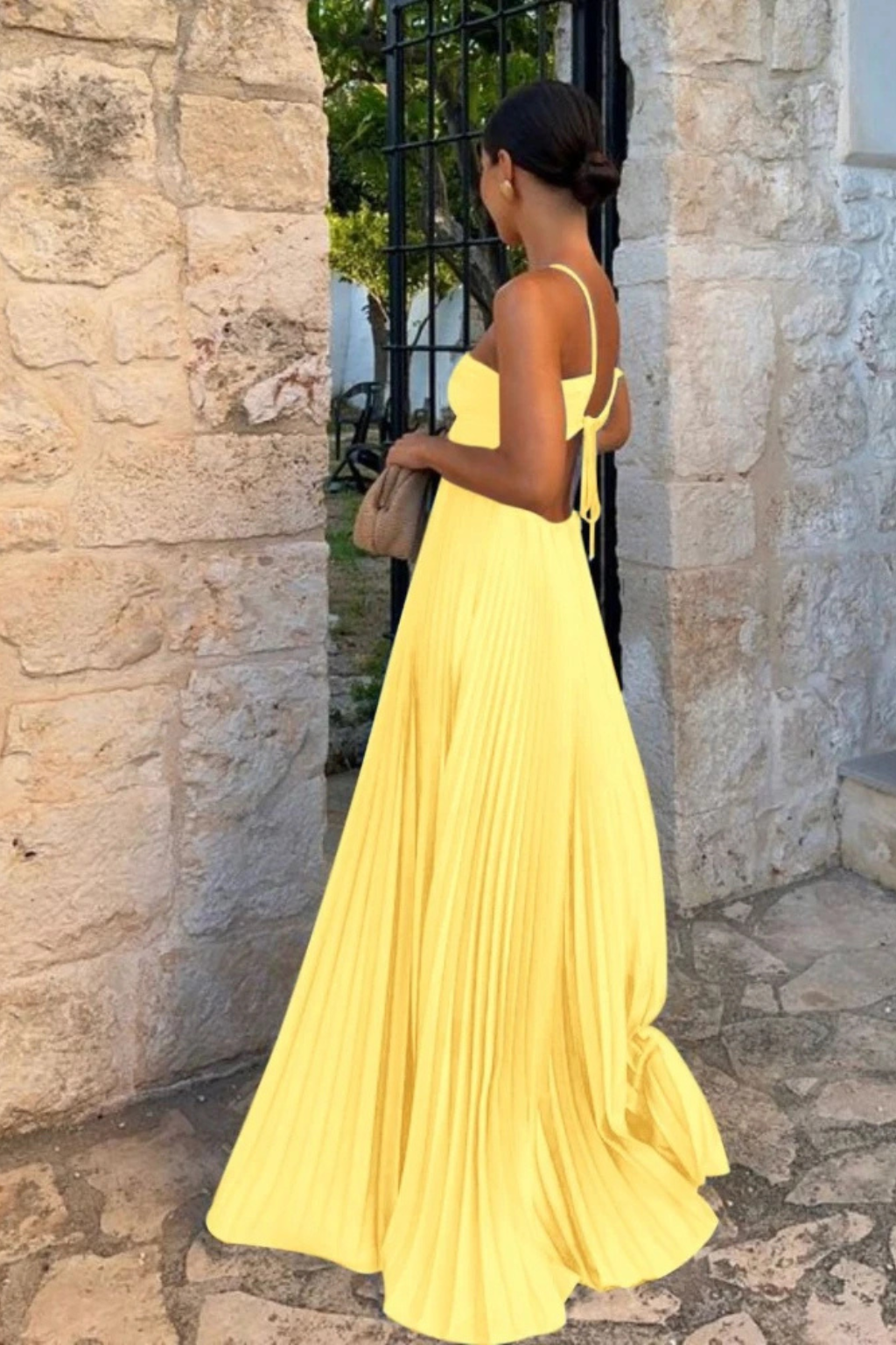 Robe Maxi Plissée Femme | Élégance d'Été Dos Nu