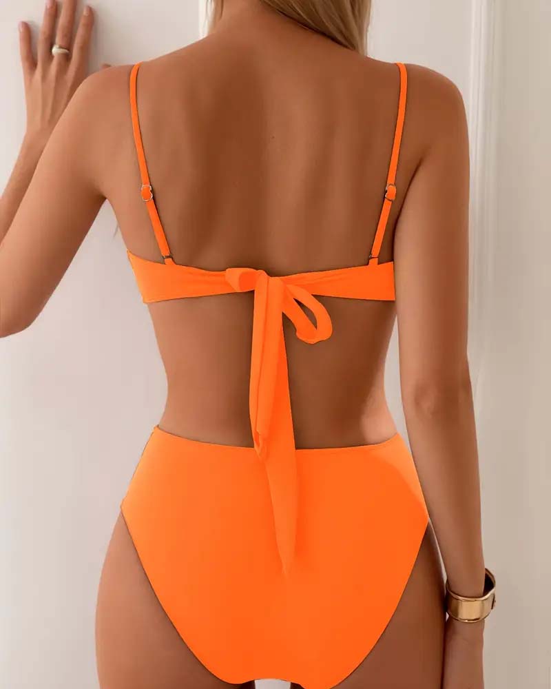 Bikini taille haute stretch femme design moderne coupe chic été