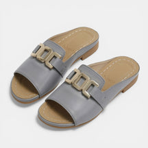 Sandales plateforme synthétiques bout ouvert détail boucle slip-on femme