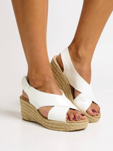 Sandales compensées espadrille tressées réglables esprit estival pour femme