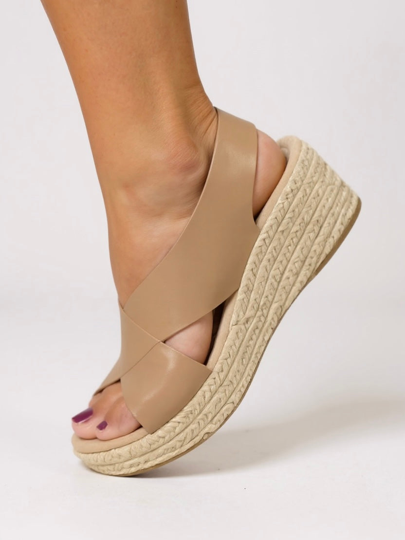 Sandales compensées espadrille tressées réglables esprit estival pour femme