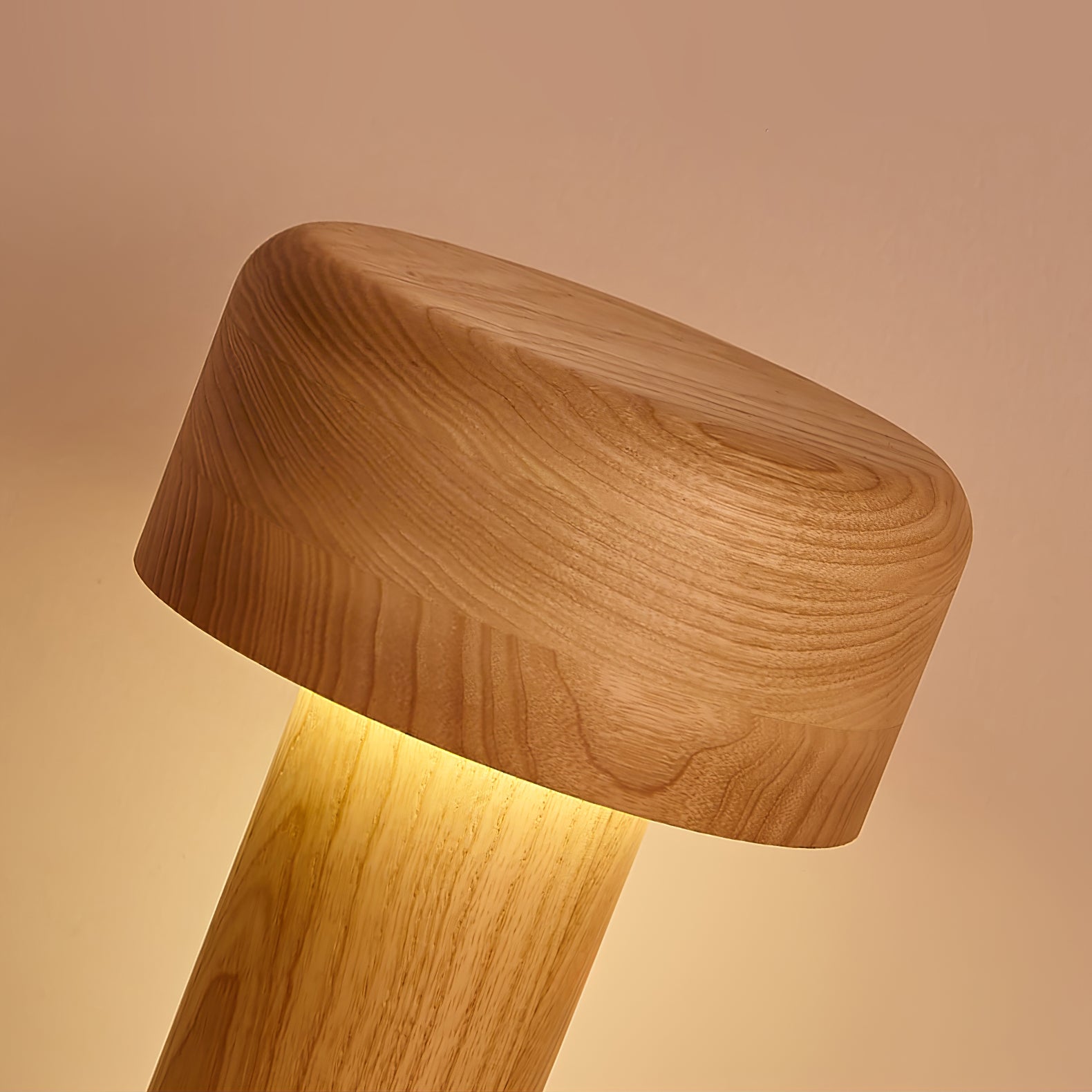 Lampe de Table Élégante en Bois - Design Dimmable et Lumière Chaleureuse
