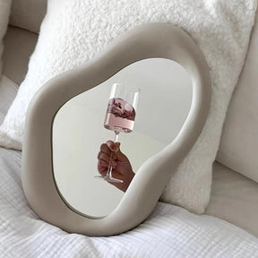 Miroir Vintage Artistique - Design Unique et Créatif pour Intérieur
