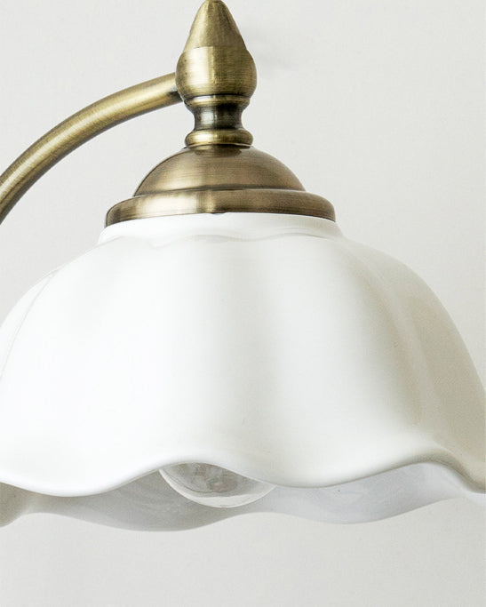 Lampe de Bureau en Céramique et Bois - Élégance et Lumière Ciblée pour Votre Espace