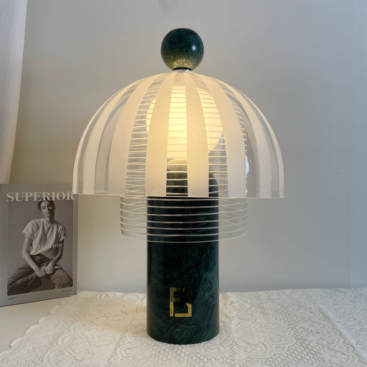 Lampe de Table Élégante en Verre - Base en Marbre Vert et Design Raffiné