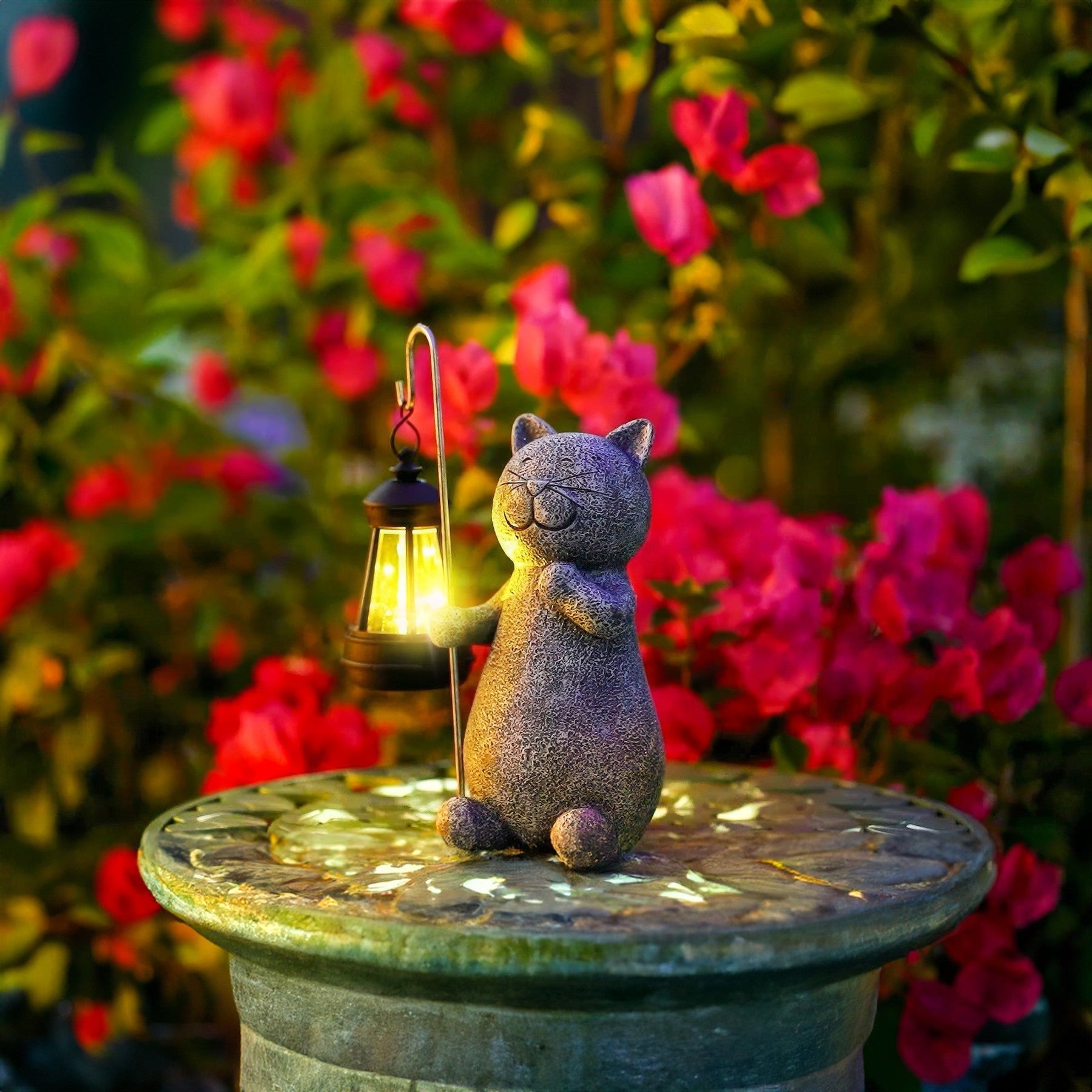 Lampe Solaire Chat Doré - Éclairez Votre Jardin avec Magie